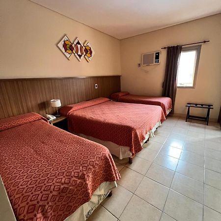Hotel Confianza Κοριέντες Εξωτερικό φωτογραφία