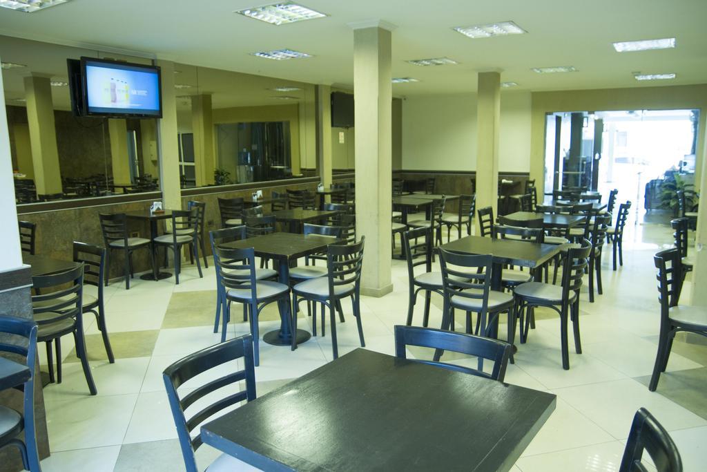 Hotel Confianza Κοριέντες Εξωτερικό φωτογραφία