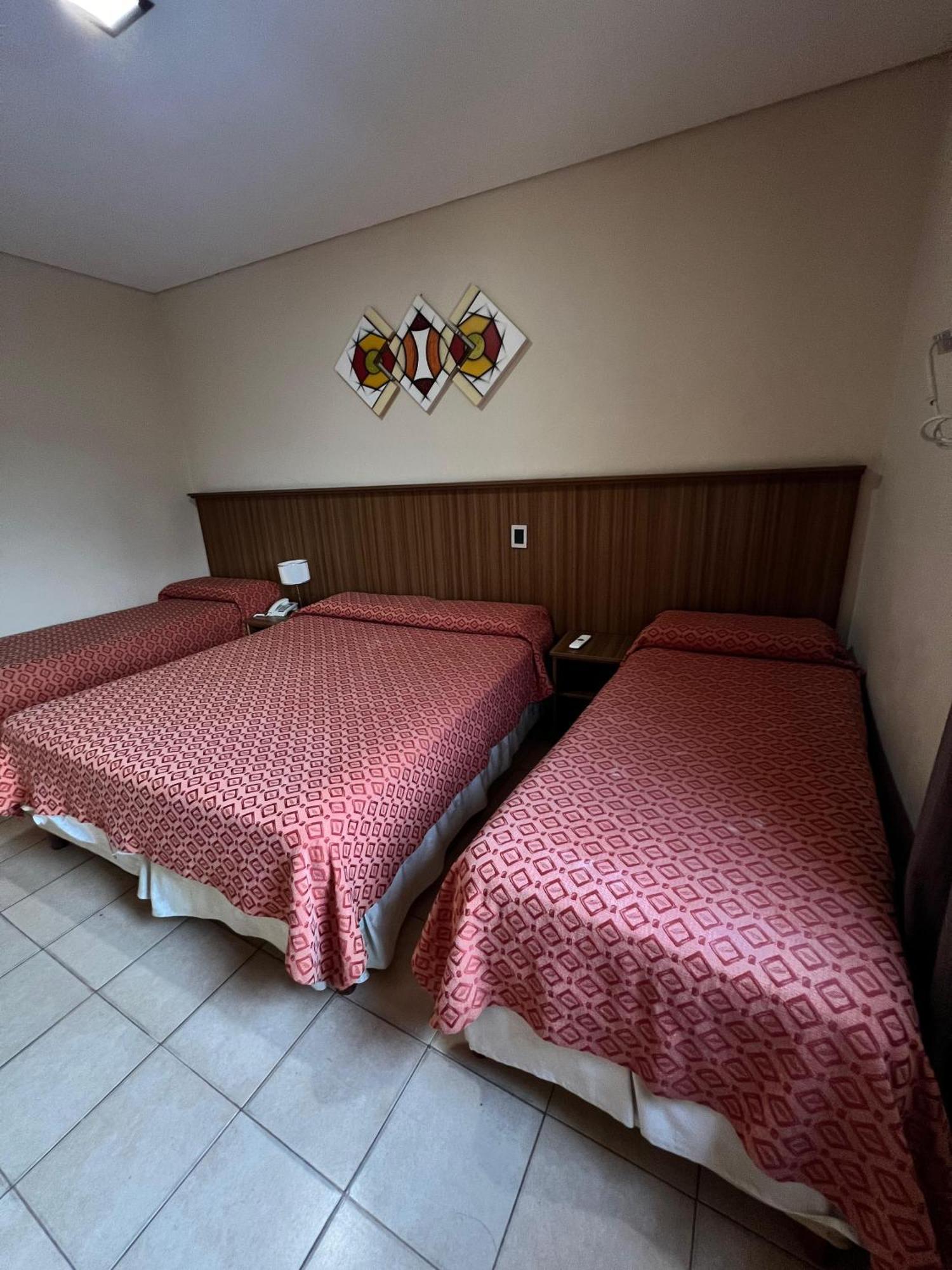 Hotel Confianza Κοριέντες Εξωτερικό φωτογραφία