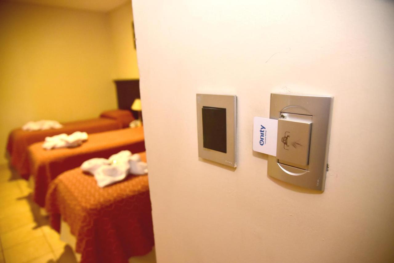 Hotel Confianza Κοριέντες Εξωτερικό φωτογραφία
