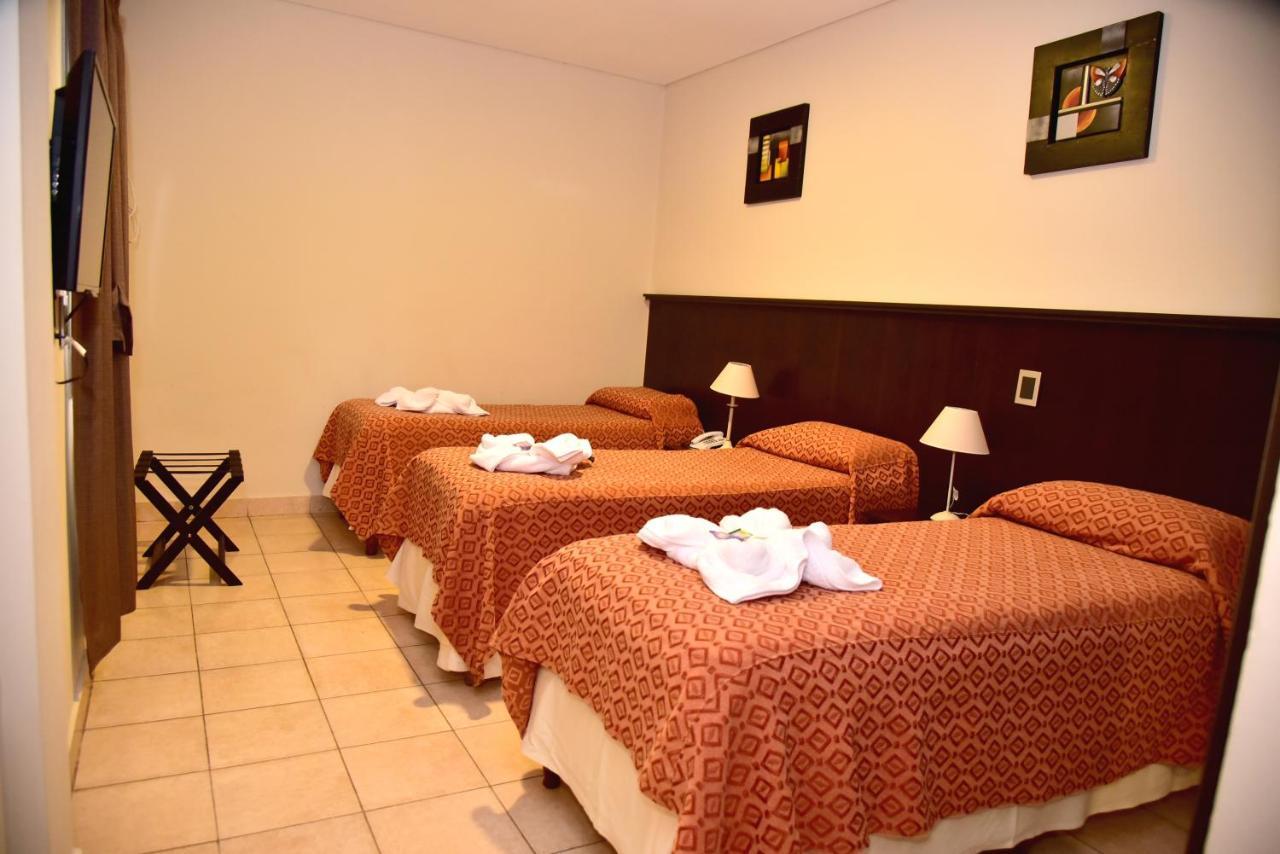 Hotel Confianza Κοριέντες Εξωτερικό φωτογραφία