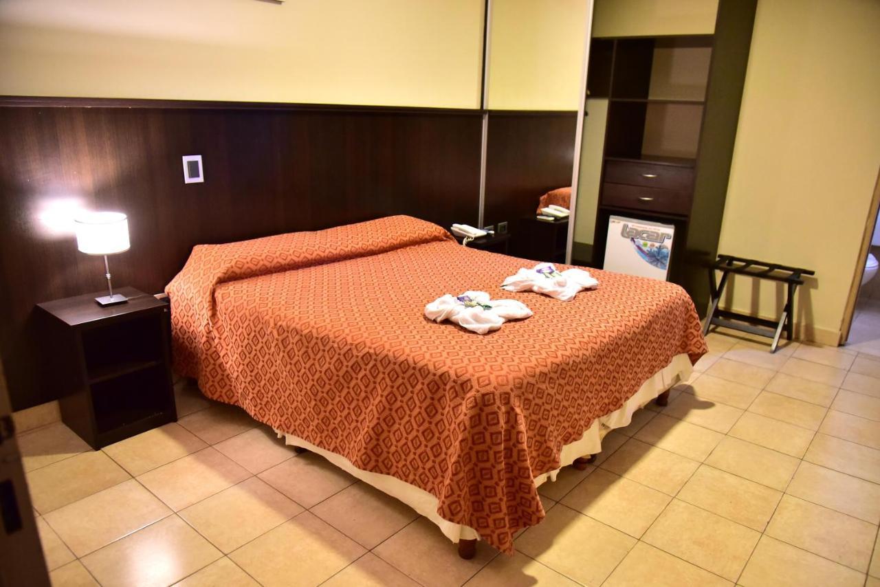 Hotel Confianza Κοριέντες Εξωτερικό φωτογραφία