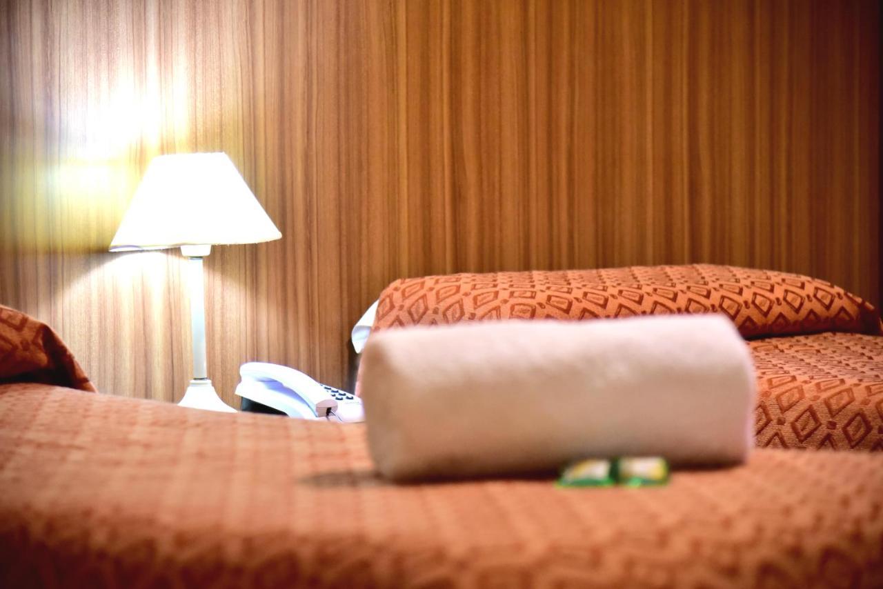 Hotel Confianza Κοριέντες Εξωτερικό φωτογραφία